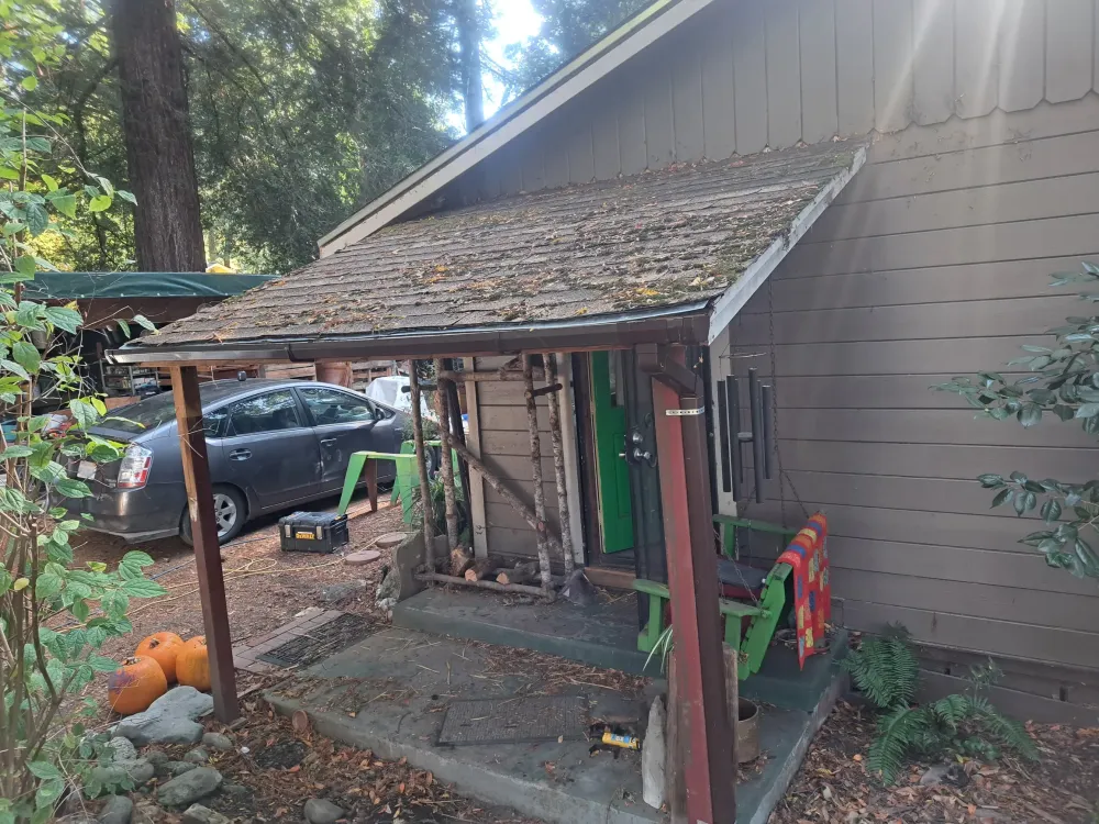 Awning image